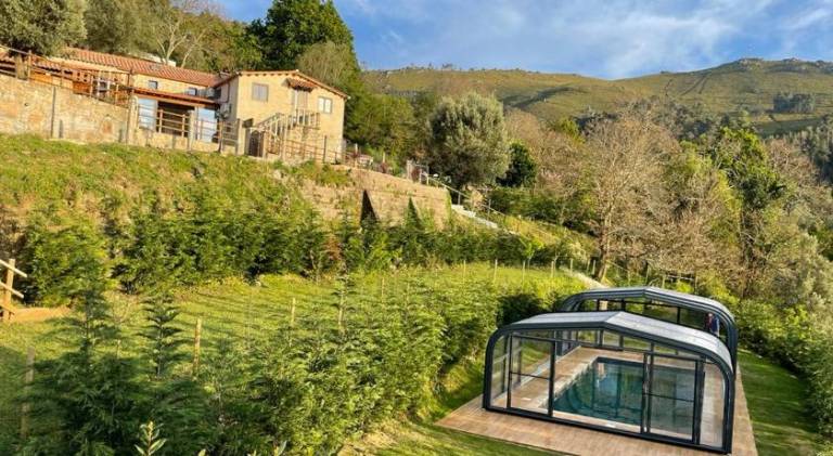 House with patio, yard & pool | Pet-friendly in Vila Nova de Gaia