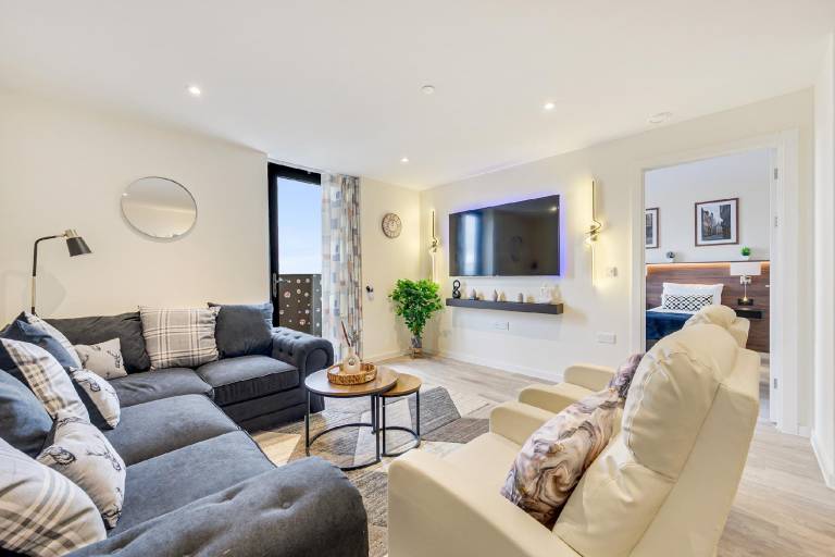 The Salmon Suite - 6 Westminster Park in Liverpool
