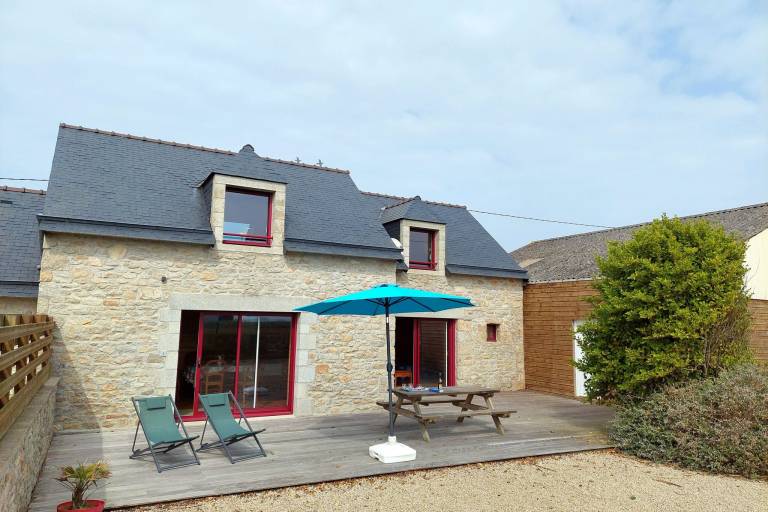 House with patio, garden & barbeque | Sea view — photo 2