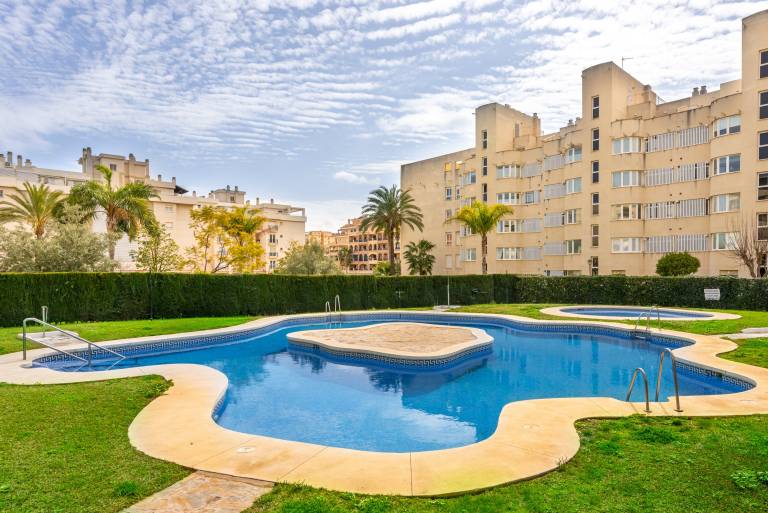 Cozy Apartment Colina del Bajondillo with Wi-Fi, Pool — photo 4