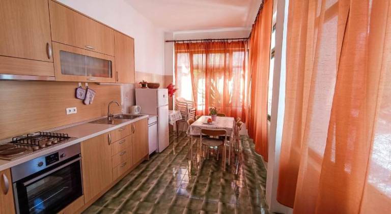 Apartments Ines - 15 meters from the beach — photo 4