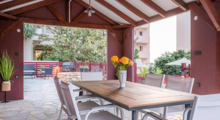 Fully equipped villa with garden, private pool & grill | Pet-friendly — photo 3