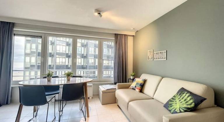 Rental apartment with 1 room for 4 persons in Middelkerke