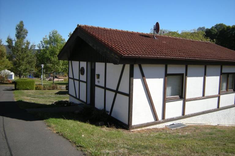 Bungalow  Dörmbach