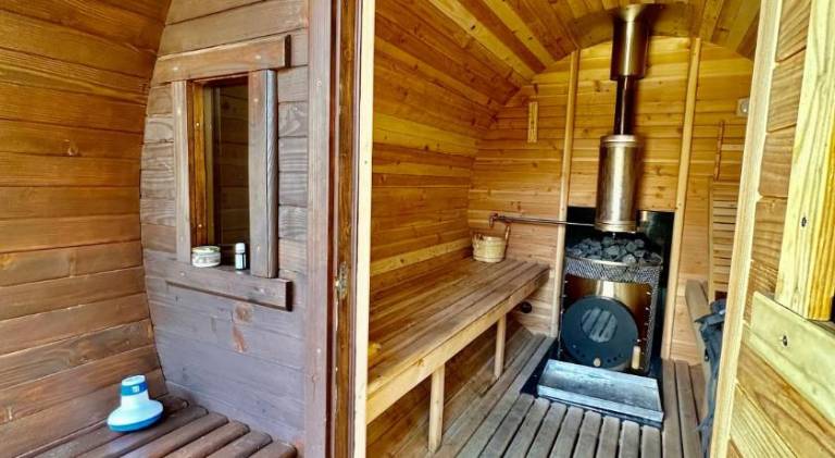 Villa with hot tub — photo 4