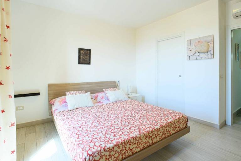 Fully equipped villa with fast internet, pool & grill | Sea view | Next to the beach | Pet-friendly — photo 4