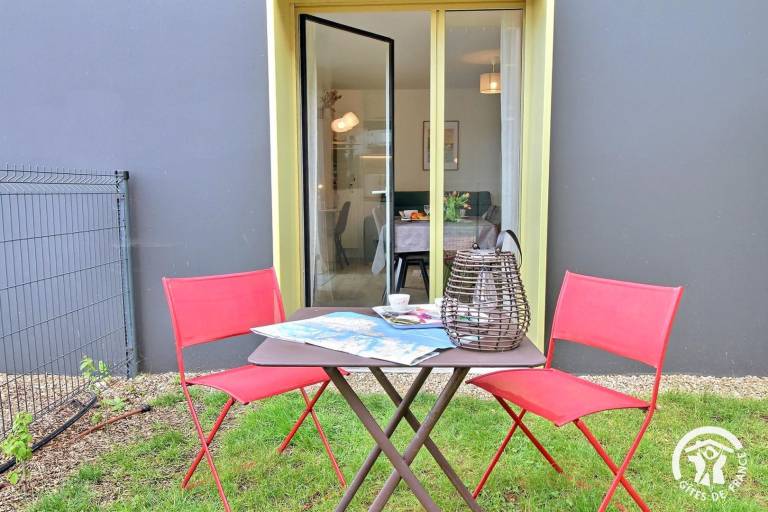 Gite with patio & yard | Dogs allowed — photo 2