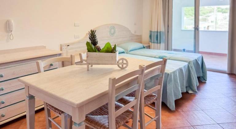 Vacation home with terrace — photo 2