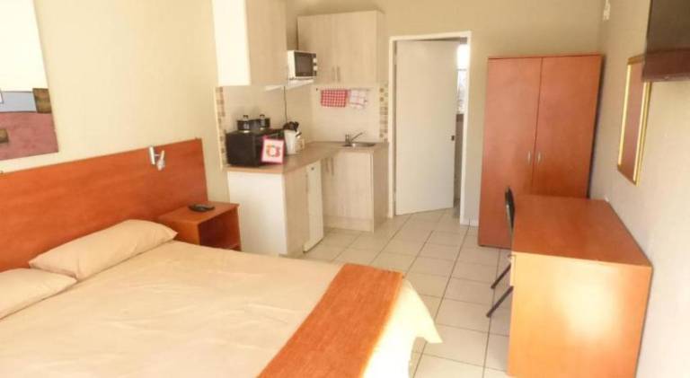Summit Guest House