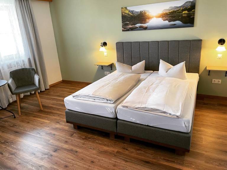 Hotel Garni Kern (DE Halfing) - Binsteiner Lucas - 2190 in Rosenheim