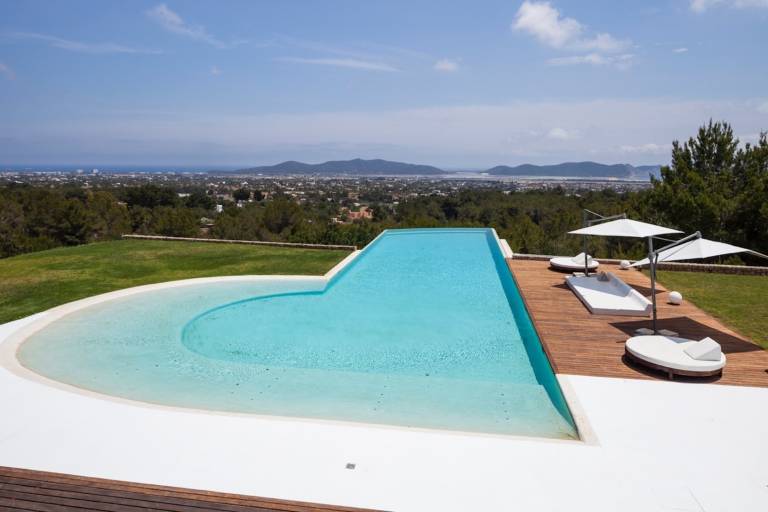 Villa San José