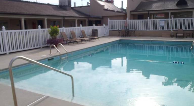 Days Inn by Wyndham Alexander City — photo 5