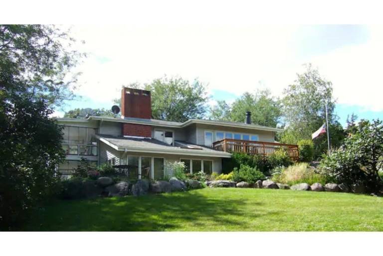 Farmhouse Ames