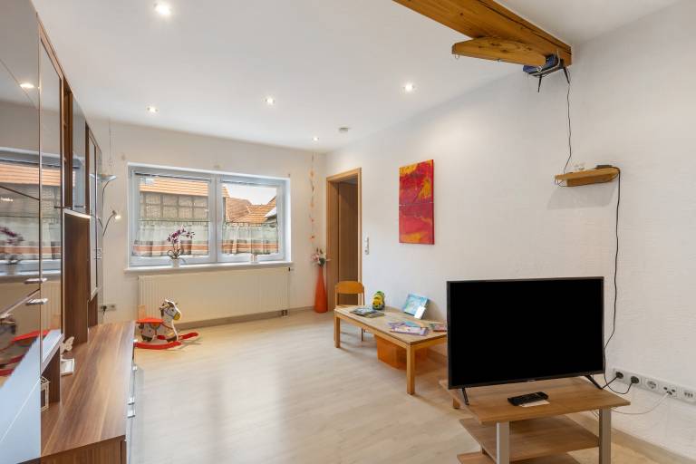 Apartment 'Sonnenblume' with Balcony and Wi-Fi — photo 2