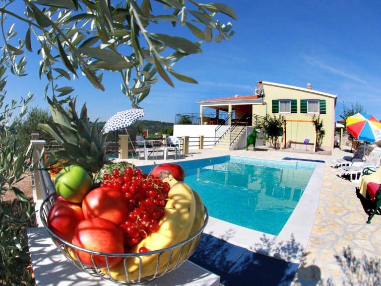 Ferienhaus in Grohote f&uuml;r max. 10 Personen