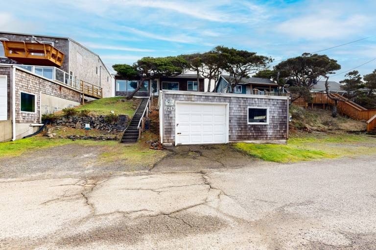 Cabin Rockaway Beach