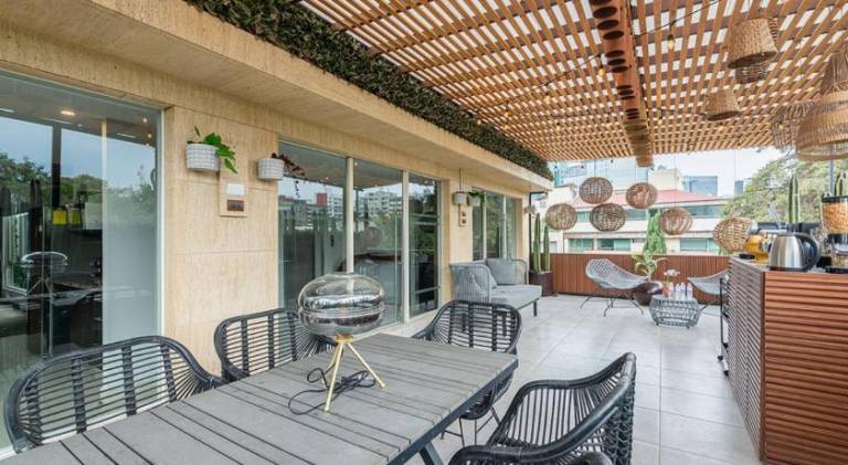 Pleasant serviced apartment with patio | Pets allowed — photo 4