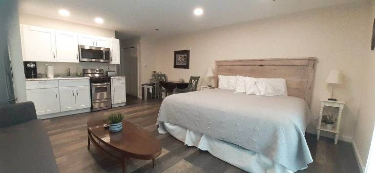 Condo  Wells