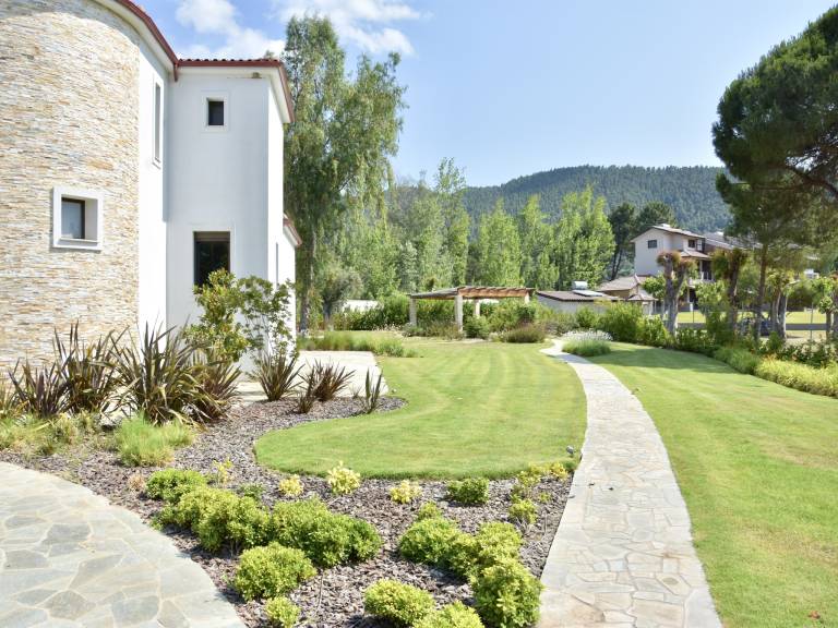 Luxury rental villa for 14 people — photo 5