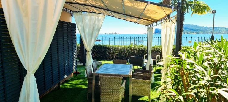 Apartment with yard, barbecue & terrace in Brescia