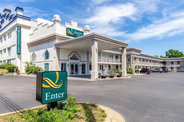 Quality Inn Branson - Hwy 76 Central — photo 2