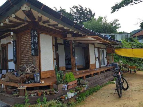 House Okryu-gil