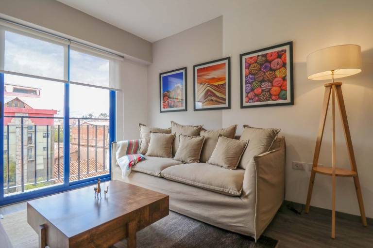 w Wonderful 2BR w Perfect Balcony in Cusco