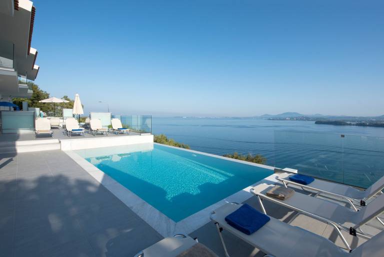 Exquisite Corfu Retreat 3 Bedrooms Villa Thea Pyrgi Panoramic Sea Views — photo 4