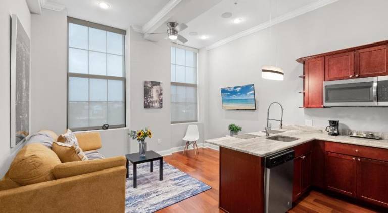 Nice rental apartment with pool | Pet-friendly in Philadelphia, PA