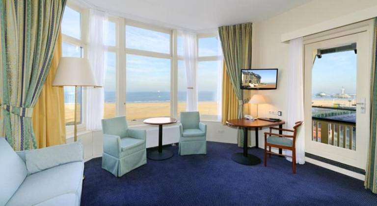 Boulevard Hotel Scheveningen — photo 2