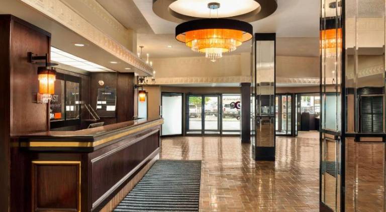 Coast Prince George Hotel by APA — photo 2