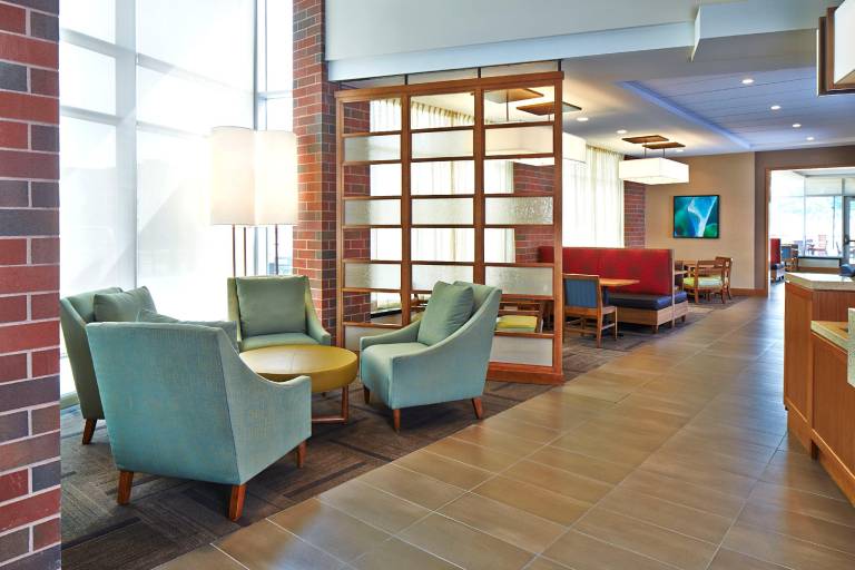 Hyatt Place Lansing East — photo 4