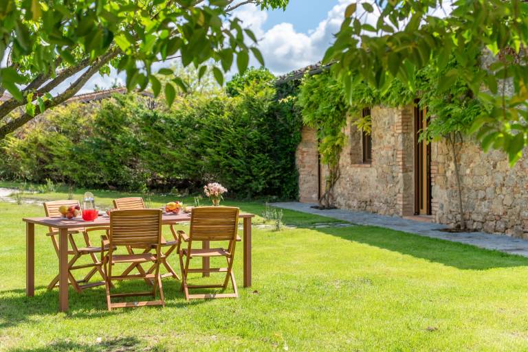 Vacation home with pool, garden & fast internet | Perfect for remote work — photo 4