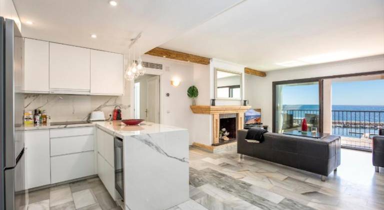 Holiday apartment with 2 rooms for 4 persons — photo 3