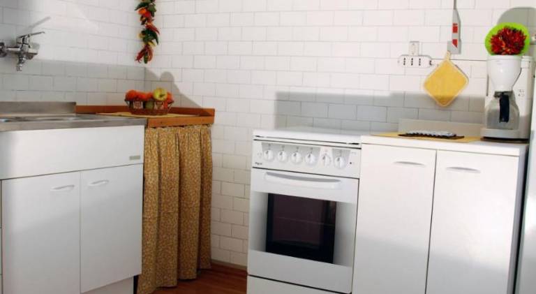 Holiday apartment with 1 room for 5 persons — photo 4