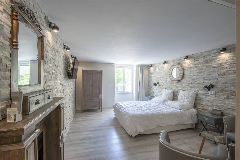 Apartment | Near Marseille Cathedral — photo 5