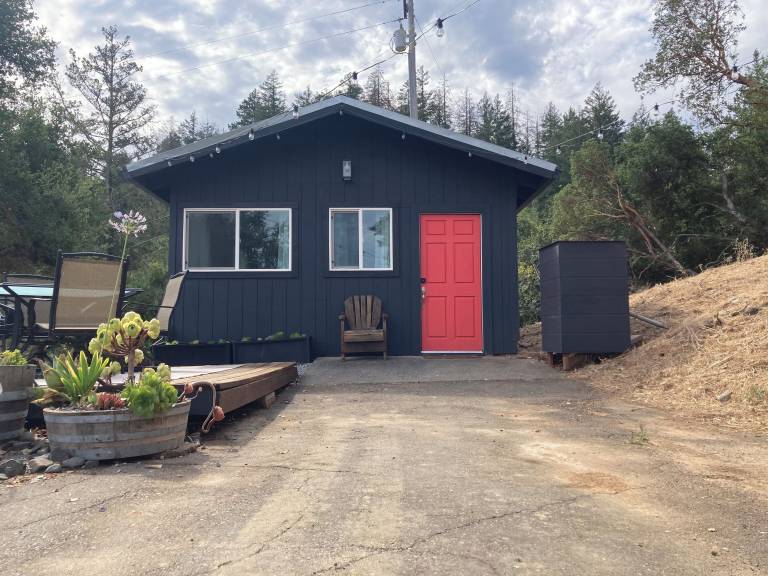 Cabin Cloverdale