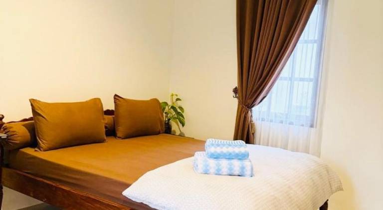 Juni Residence