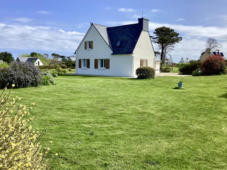 Maison de vacances Plougrescant