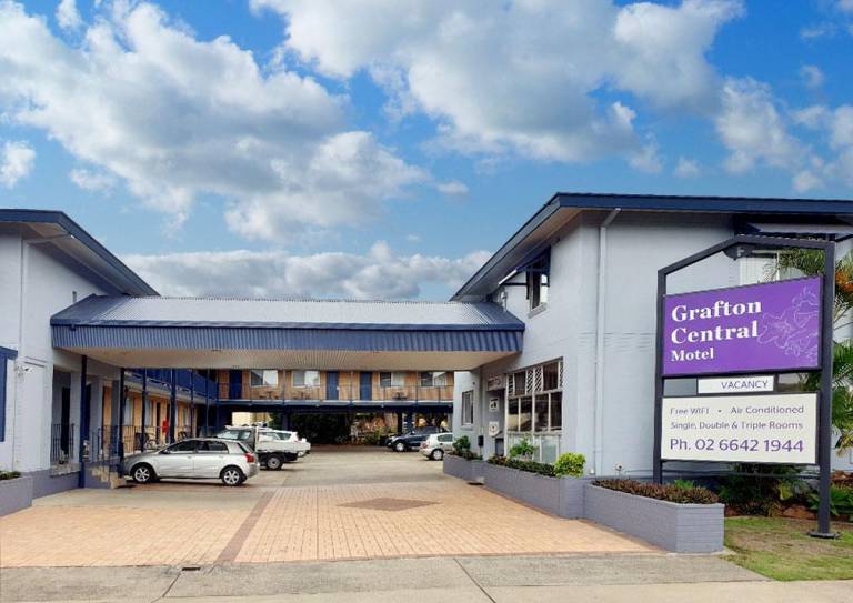 Motel  Grafton