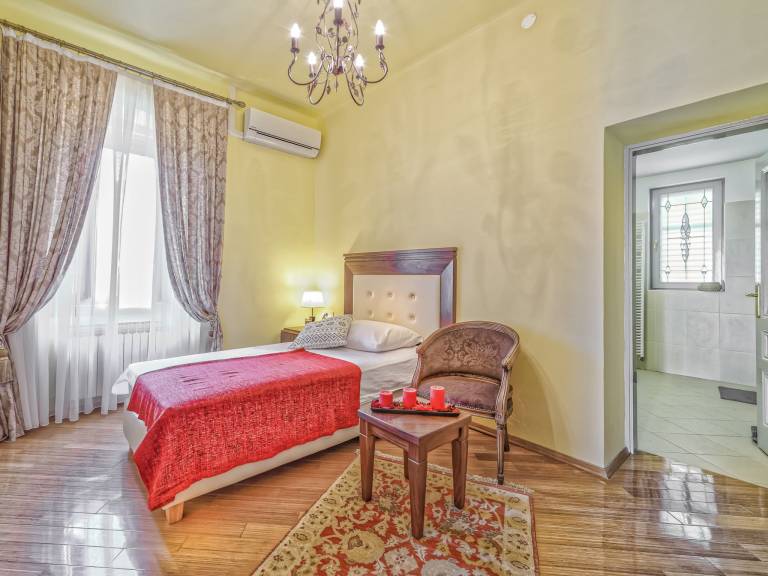 Fully equipped vacation home with barbecue, terrace & yard | Sea view | Beach nearby | Pets are welcome — photo 5