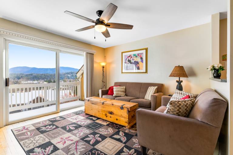 Condo Stowe
