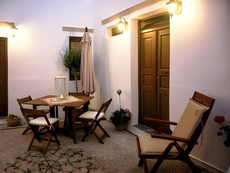 Apartment with garden & terrace — photo 4