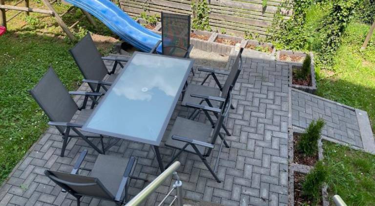 Apartment with garden — photo 5
