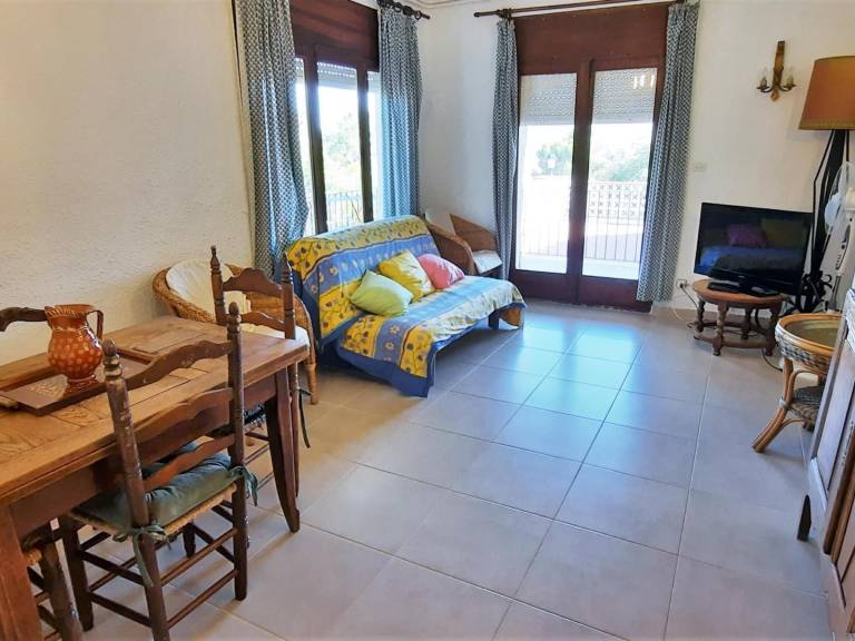 Fully equipped rental apartment with pool | Next to the beach | Pet-friendly — photo 4