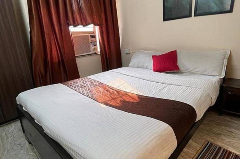 Fabhotel Kolstay Inn
