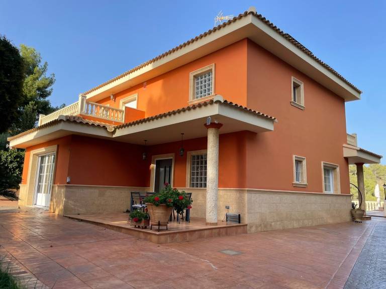 Villa Olocau