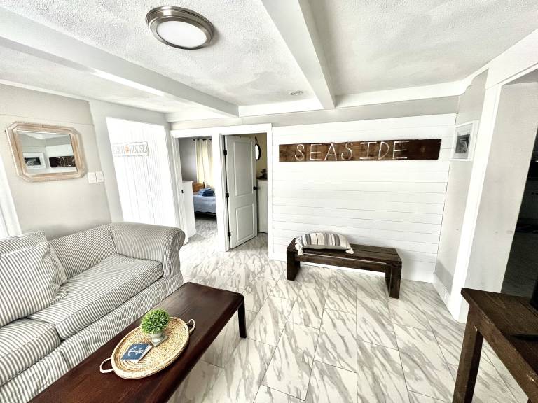 Condo Hampton