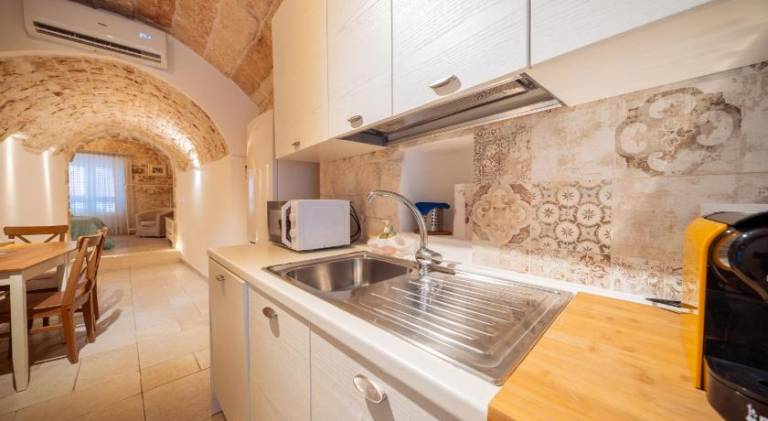 Apartment with 1 room for 4 persons — photo 4