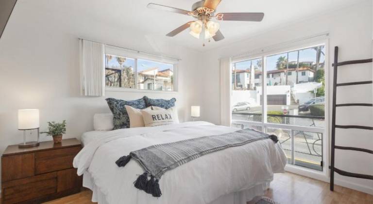 Ample vacation home with pool | Beach nearby | Pet-friendly — photo 2